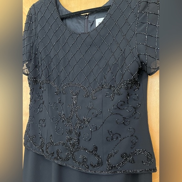 R&M Richards Beaded Black Gown Dress 8 - Picture 3 of 6
